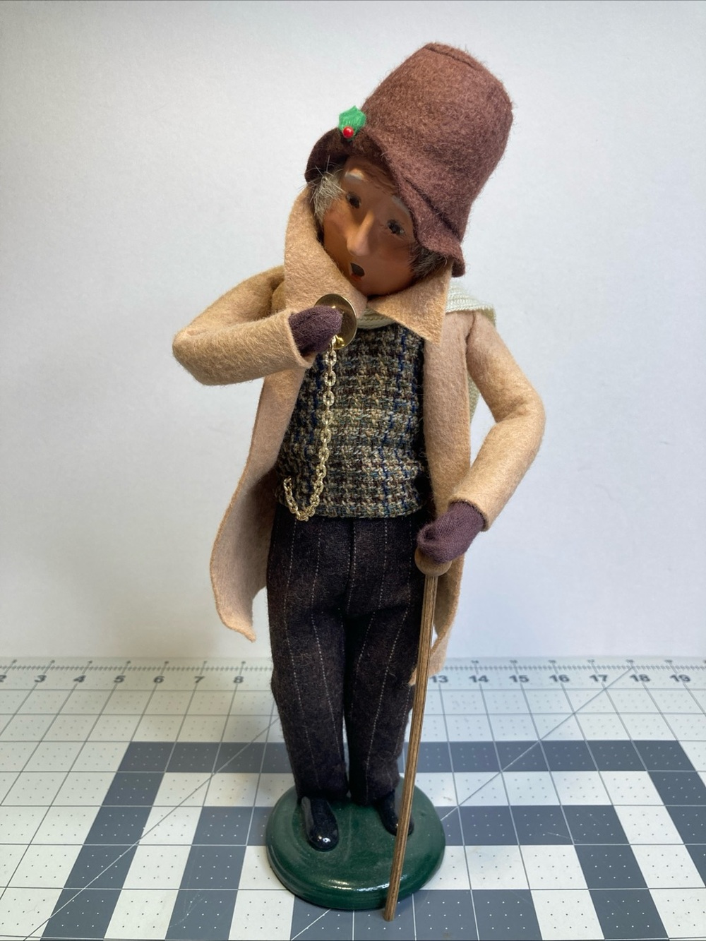 Byers Choice Caroler Man With Pocket Watch And Walking Stick 2012